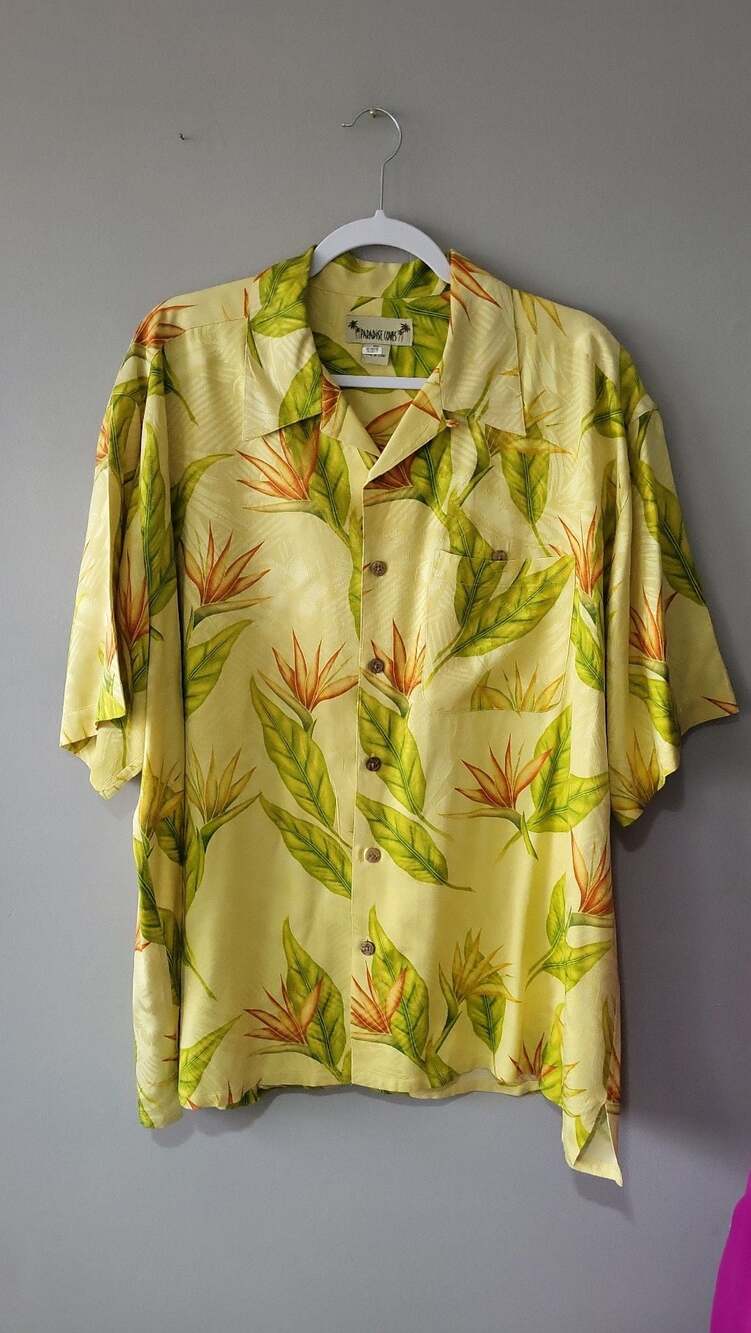 Tropical Vacation Paradise Coves Hawaiian Floral Print Silk Blend